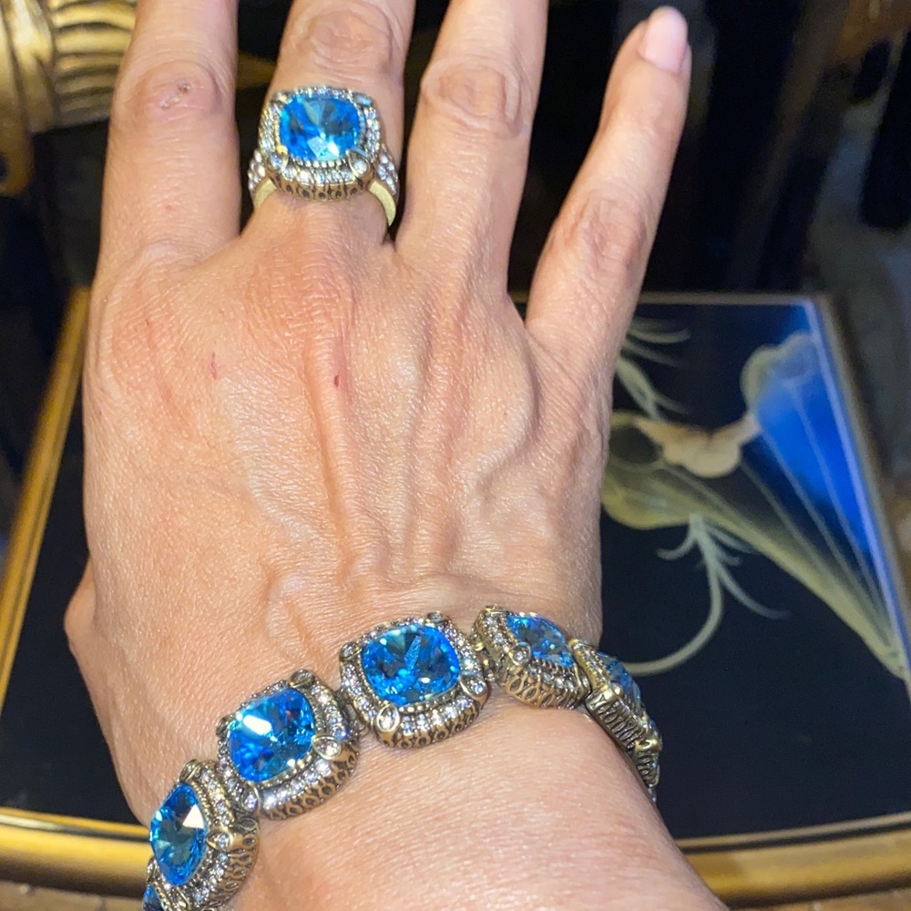 Heidi Daus Blue Crystal and Gold Statement Ring Size 9 (Bracelet not included) - Picture 6 of 10